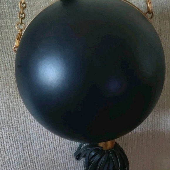 Alexander Mcqueen Black and Gold Skull Clutch